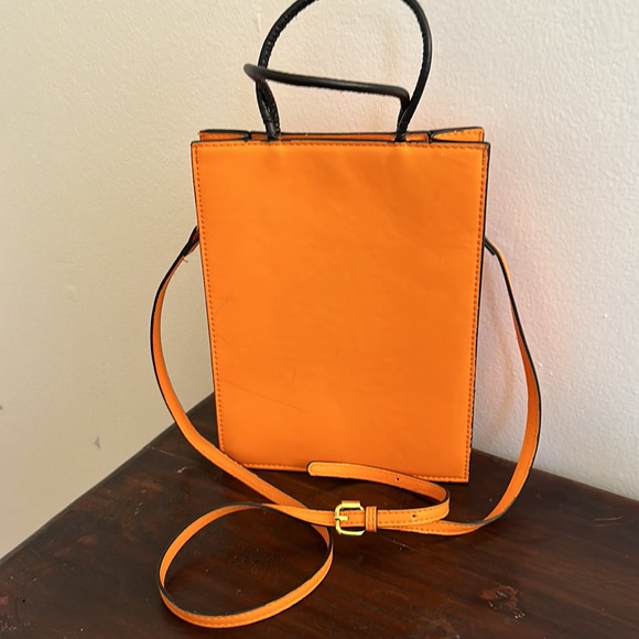 Fendi purse - Picture 2 of 3